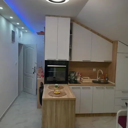 Fine Rest 2 Apartman *