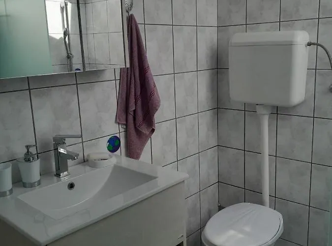 Apartman Fine Rest 2 *